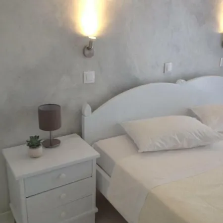 Xrysa S Apartment *